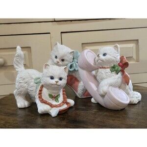 Vintage Enesco White‎ Porcelain Kitten Trio, White Persian Blue Eyes